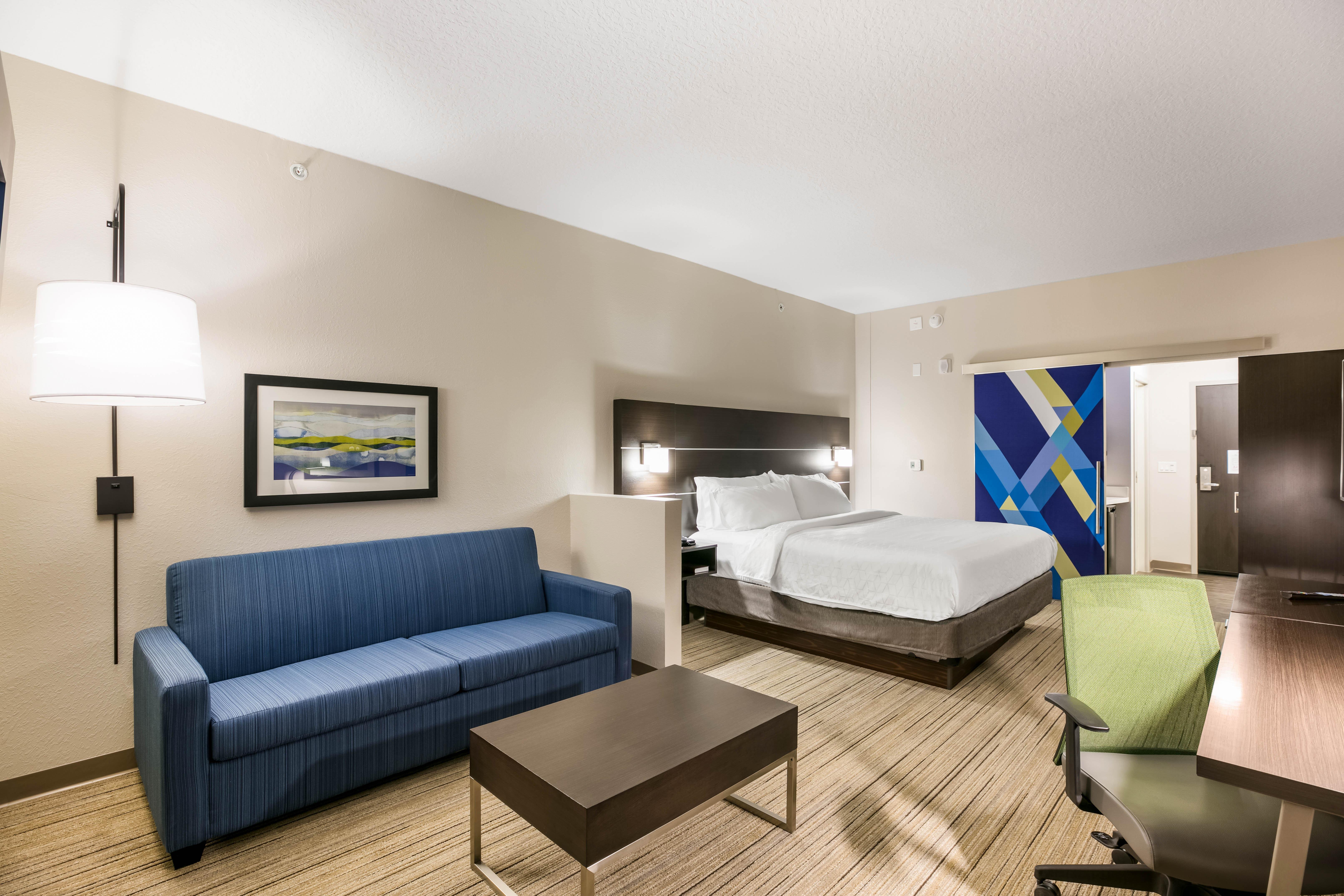 Holiday Inn Express & Suites Jacksonville - Town Center By Ihg Exterior photo